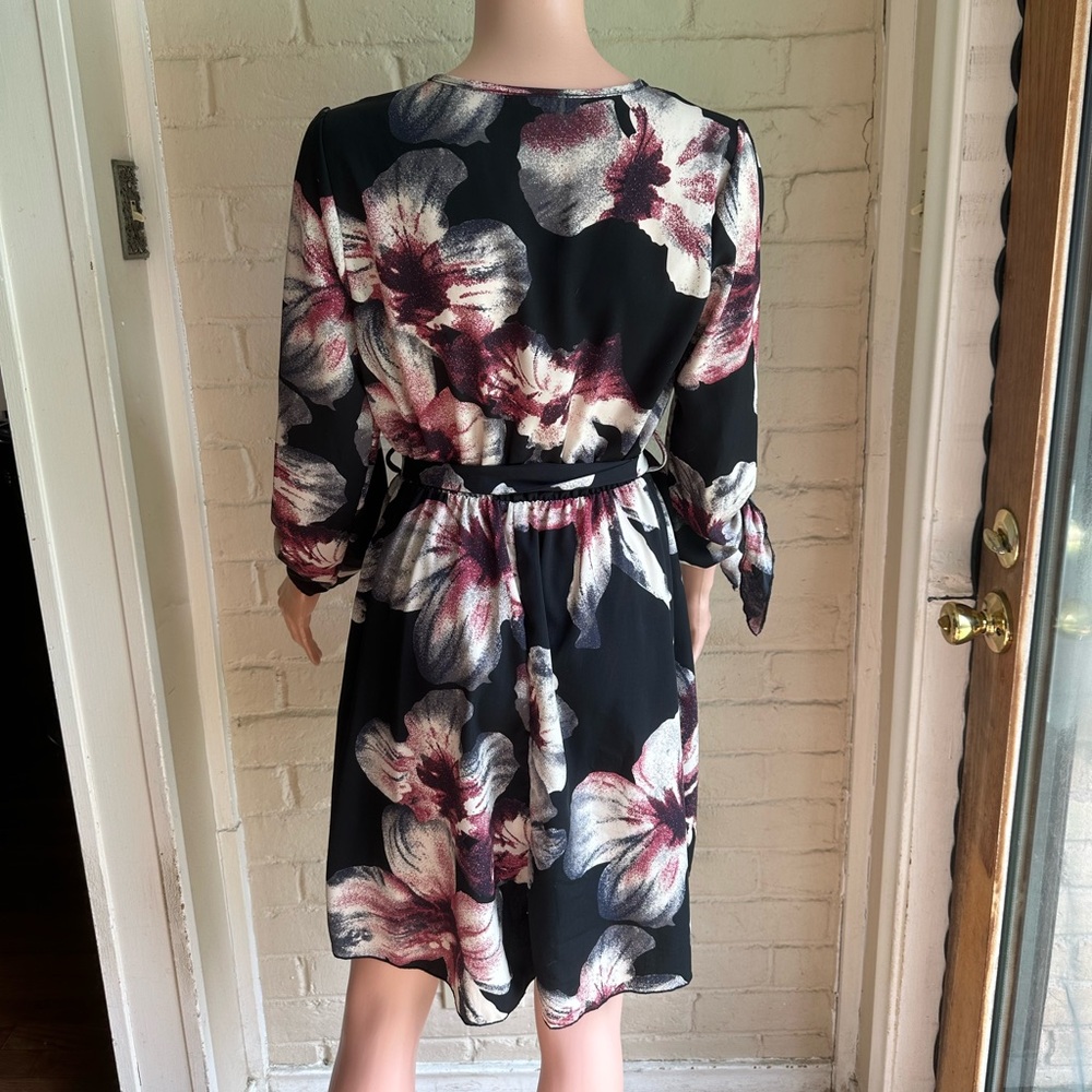 Charlotte Russe size small floral black cream purple summer dress - Picture 3 of 13